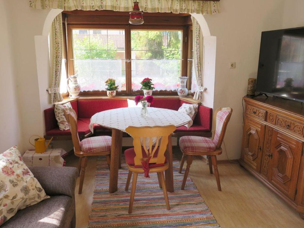 Ferienwohnung Aiblinger Фрасдорф Екстер'єр фото