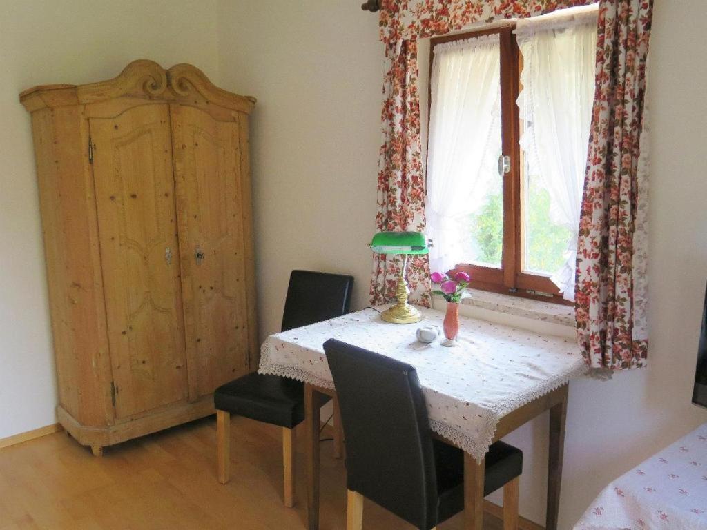 Ferienwohnung Aiblinger Фрасдорф Екстер'єр фото